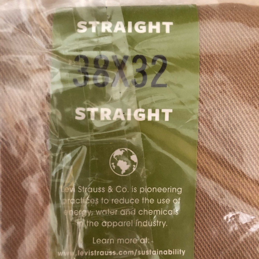 Levi Strauss Signature Khaki Jeans